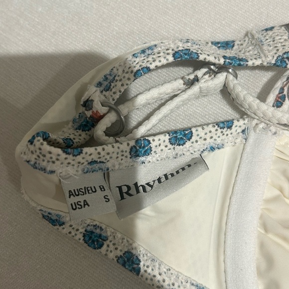 Rhythm Bikini Set - Picture 6 of 7